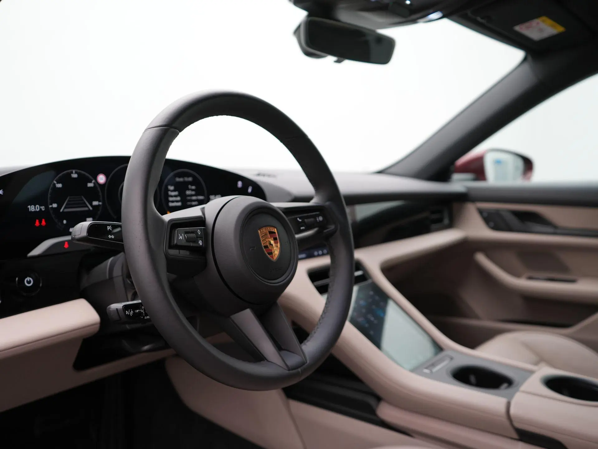 Taycan Cross Turismo 4