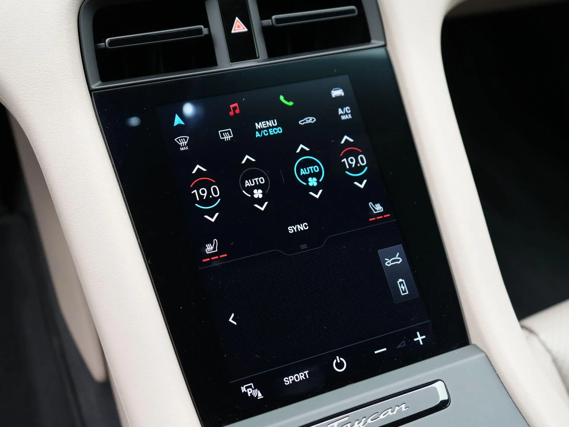 Taycan Cross Turismo 4