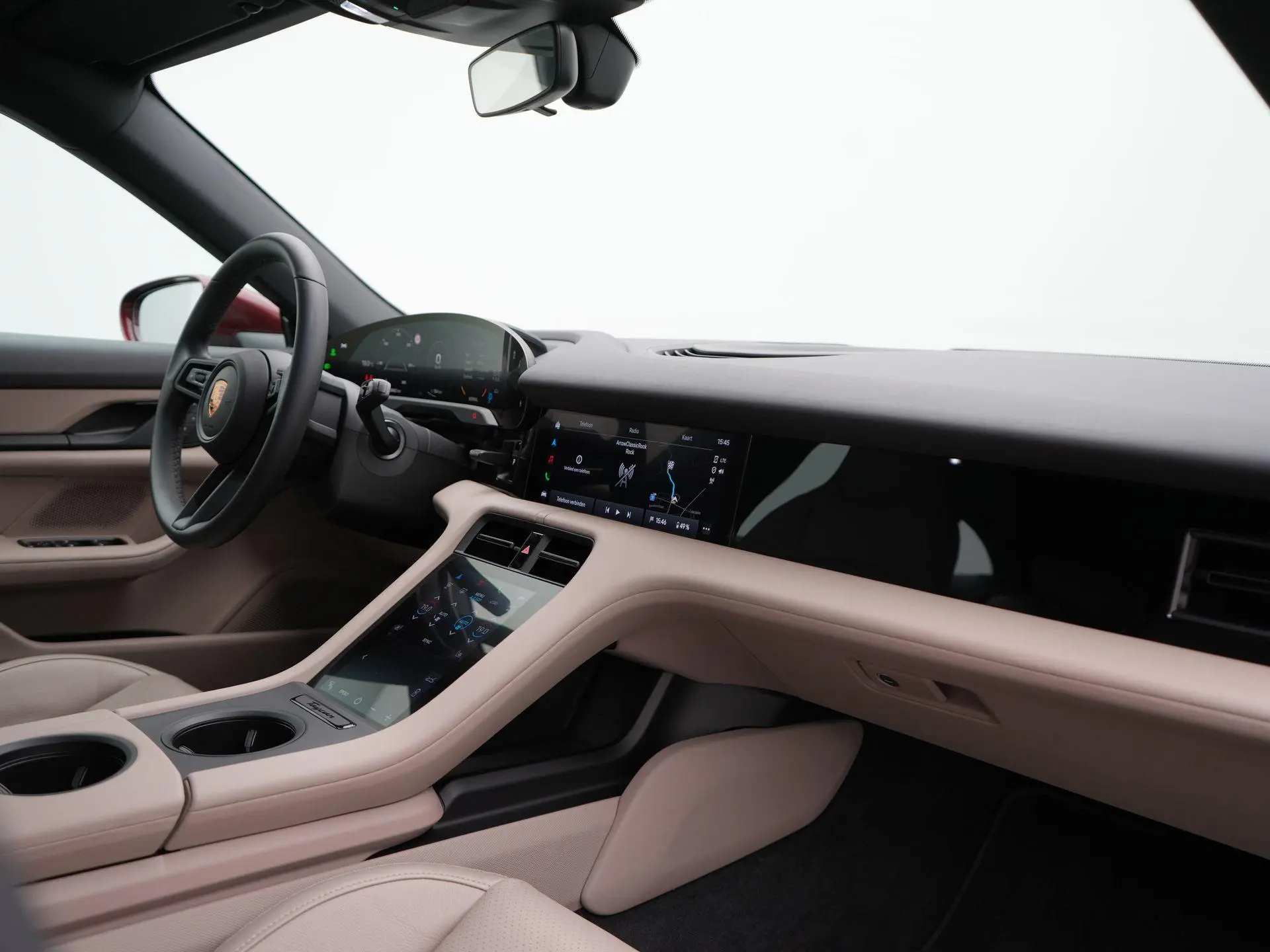 Taycan Cross Turismo 4