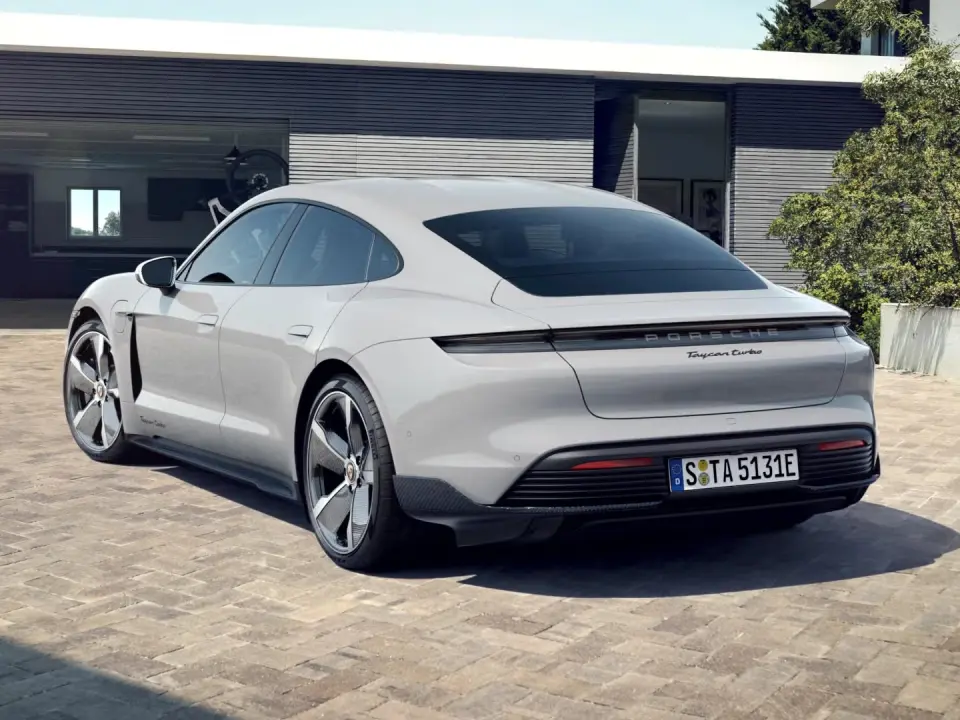 Taycan Turbo