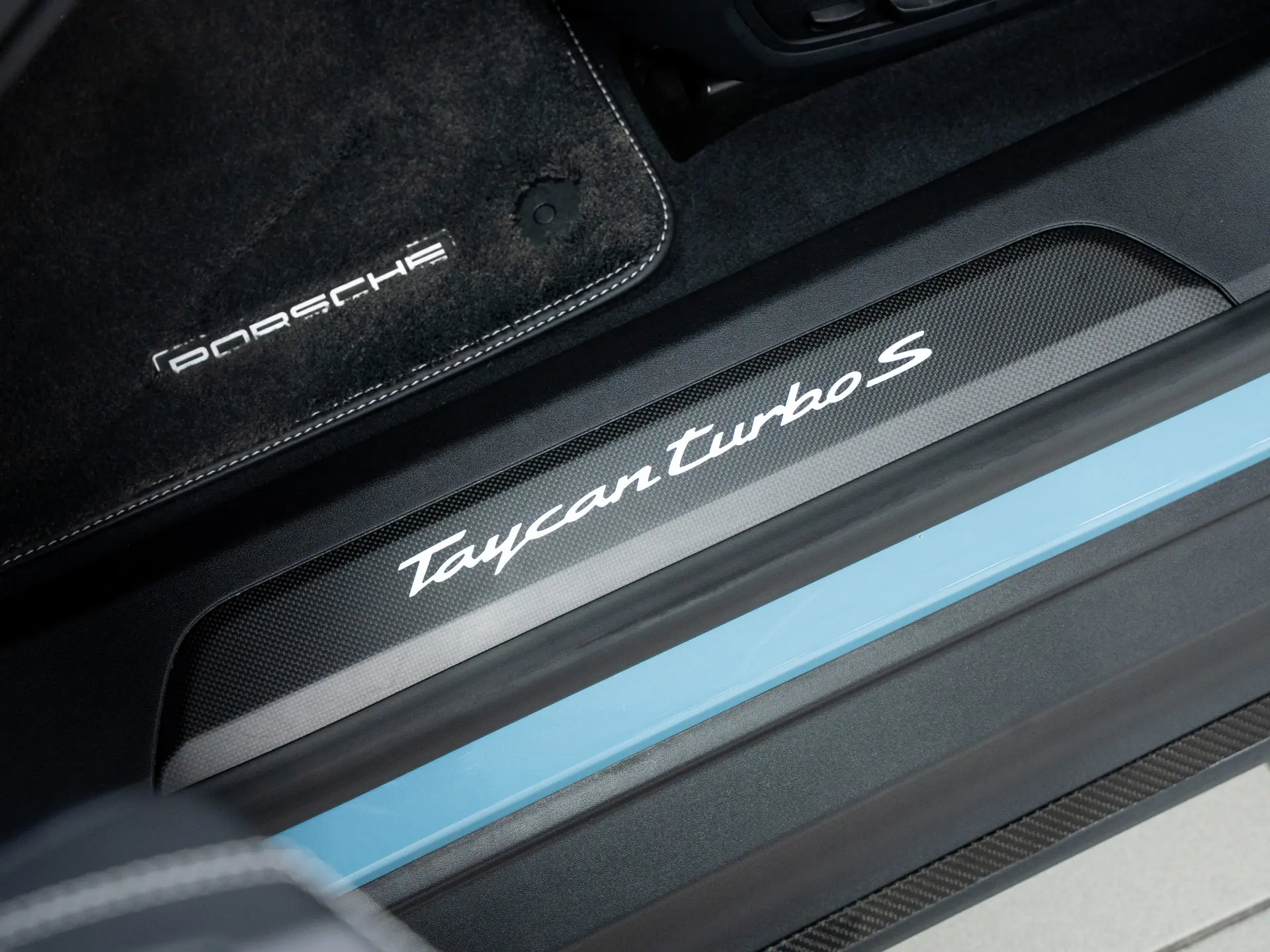 Taycan turbo s Sport Turismo