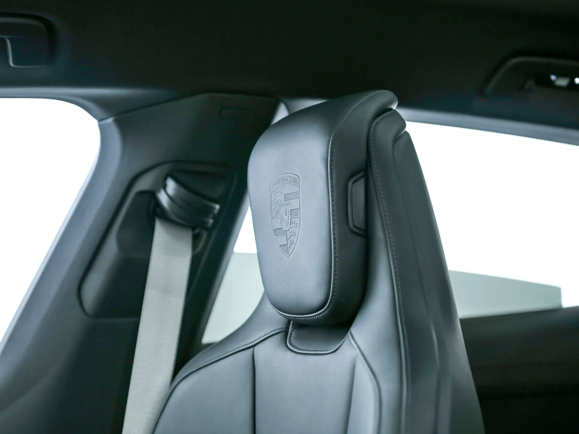 Taycan 4S Cross Turismo