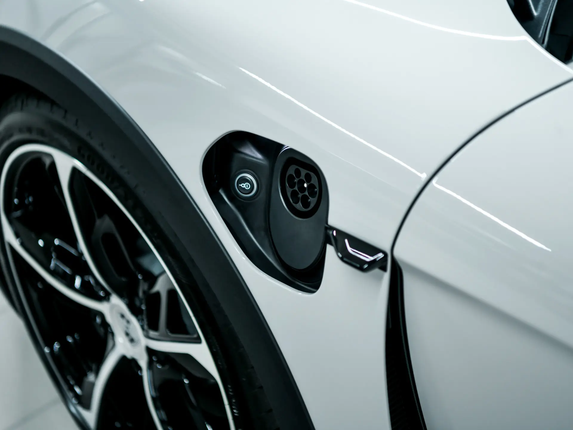 Taycan 4 Cross Turismo