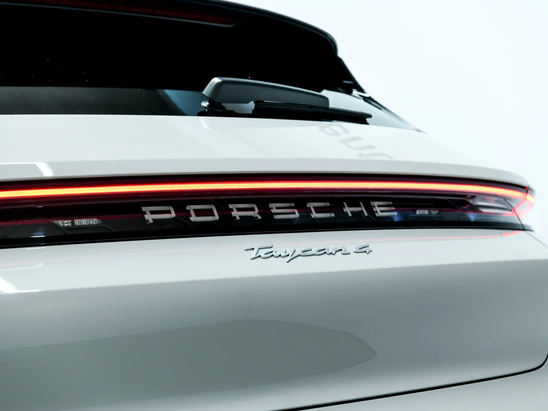 Taycan 4 Cross Turismo