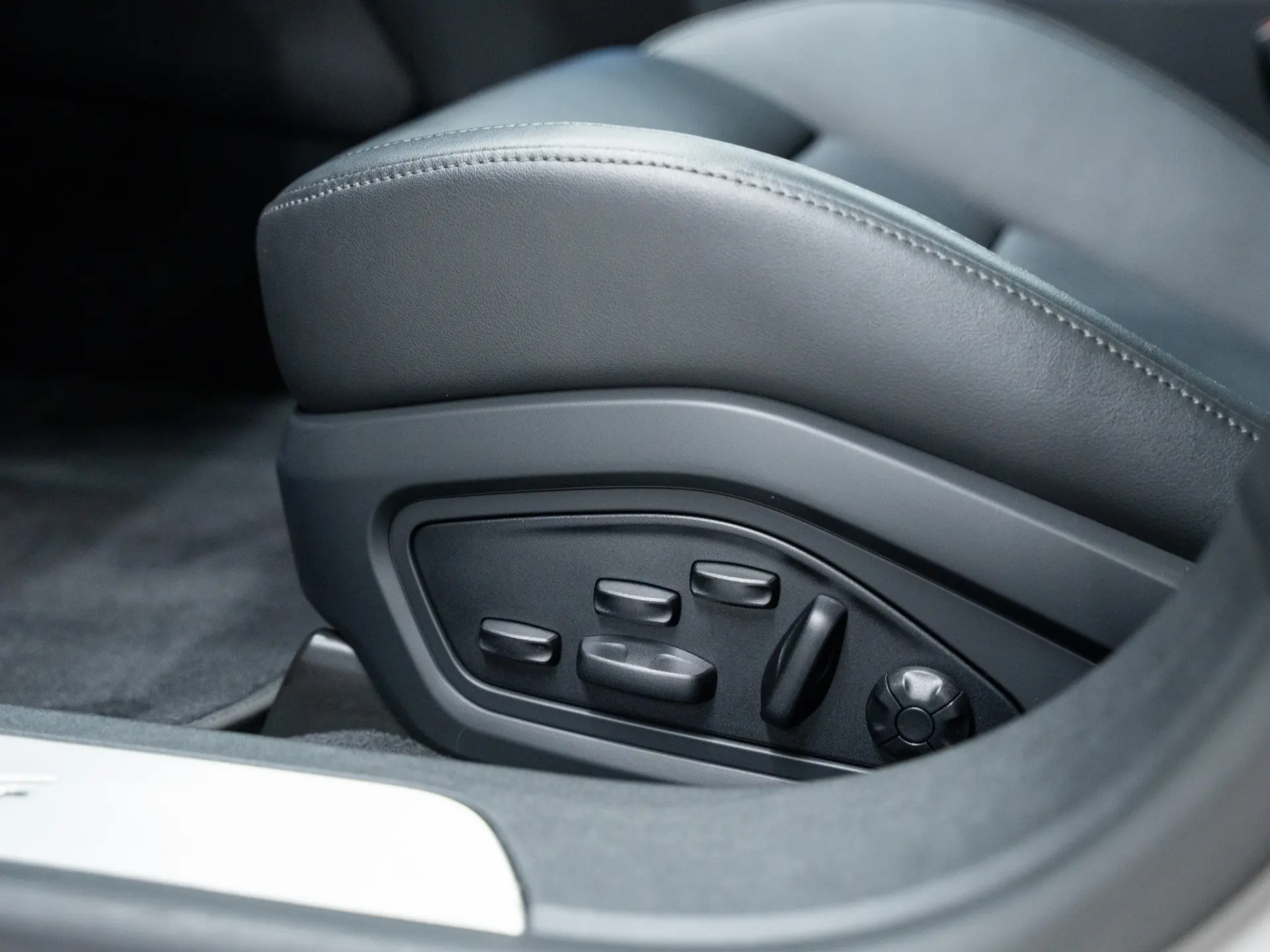 Taycan 4 Cross Turismo