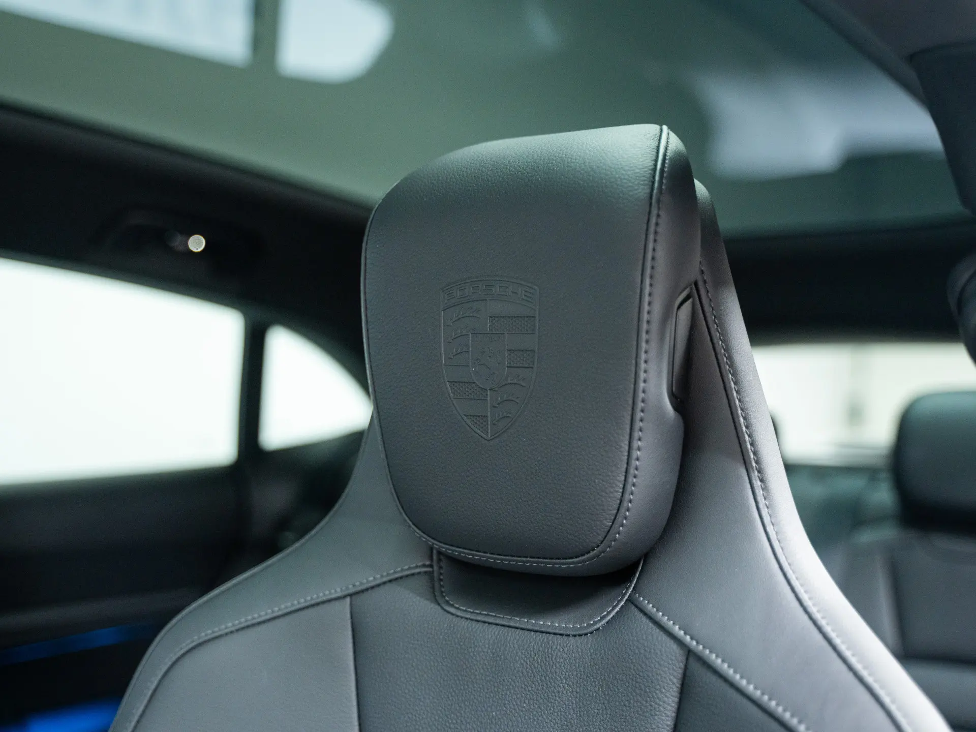 Taycan 4 Cross Turismo