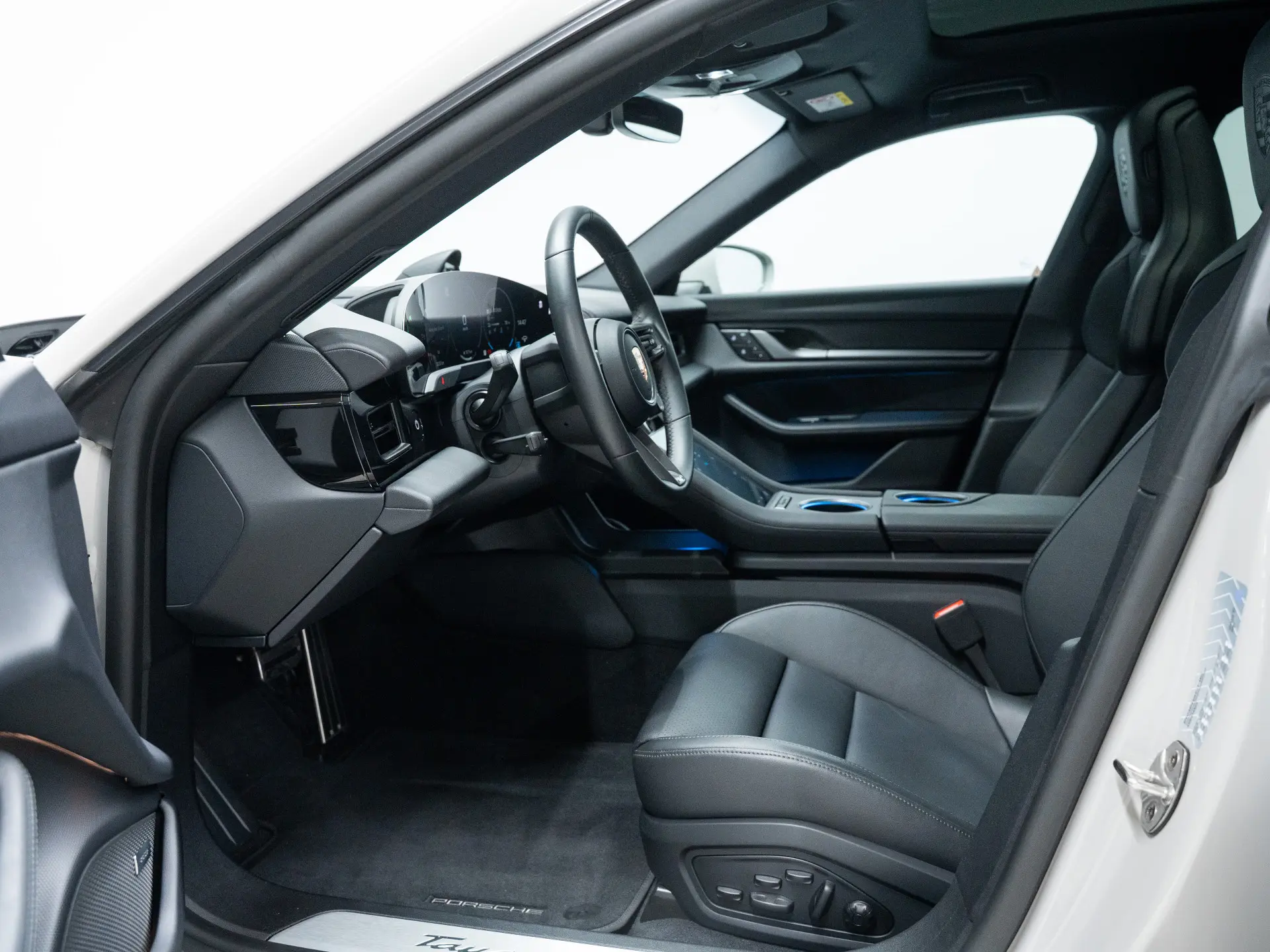 Taycan 4 Cross Turismo