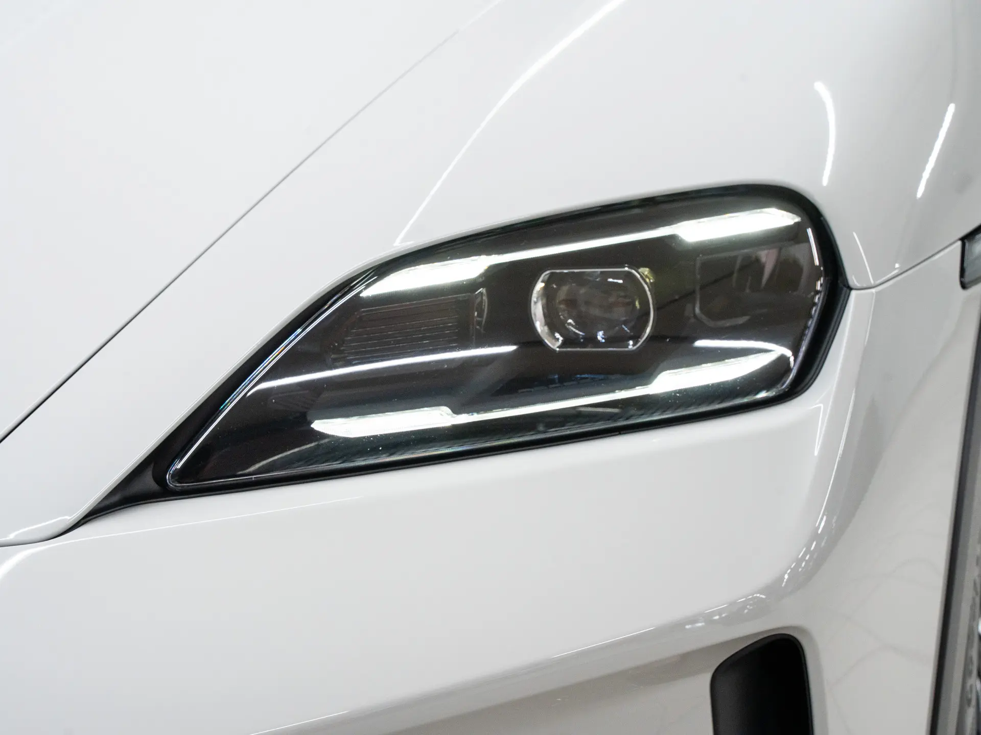 Taycan 4 Cross Turismo