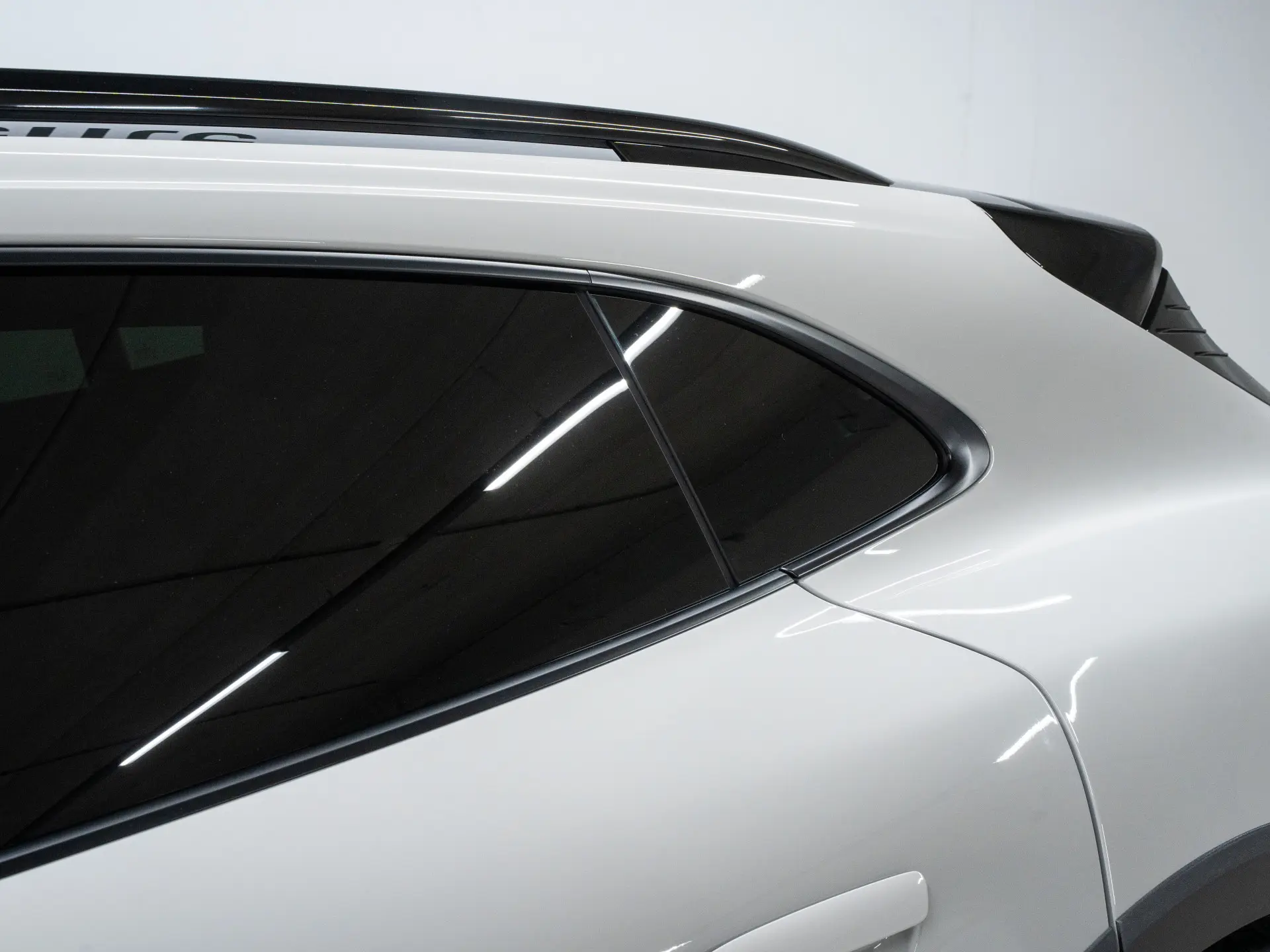 Taycan 4 Cross Turismo