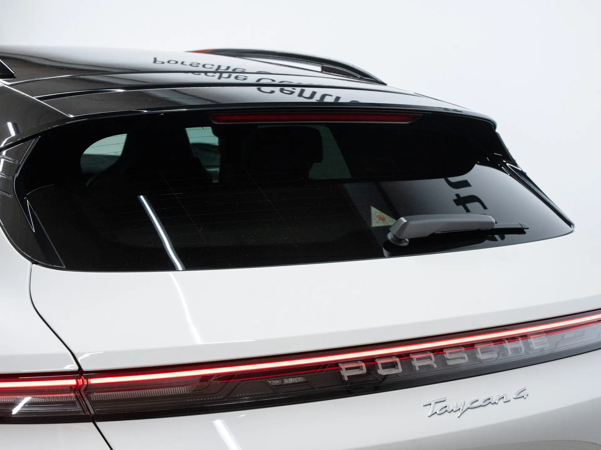 Taycan 4 Cross Turismo