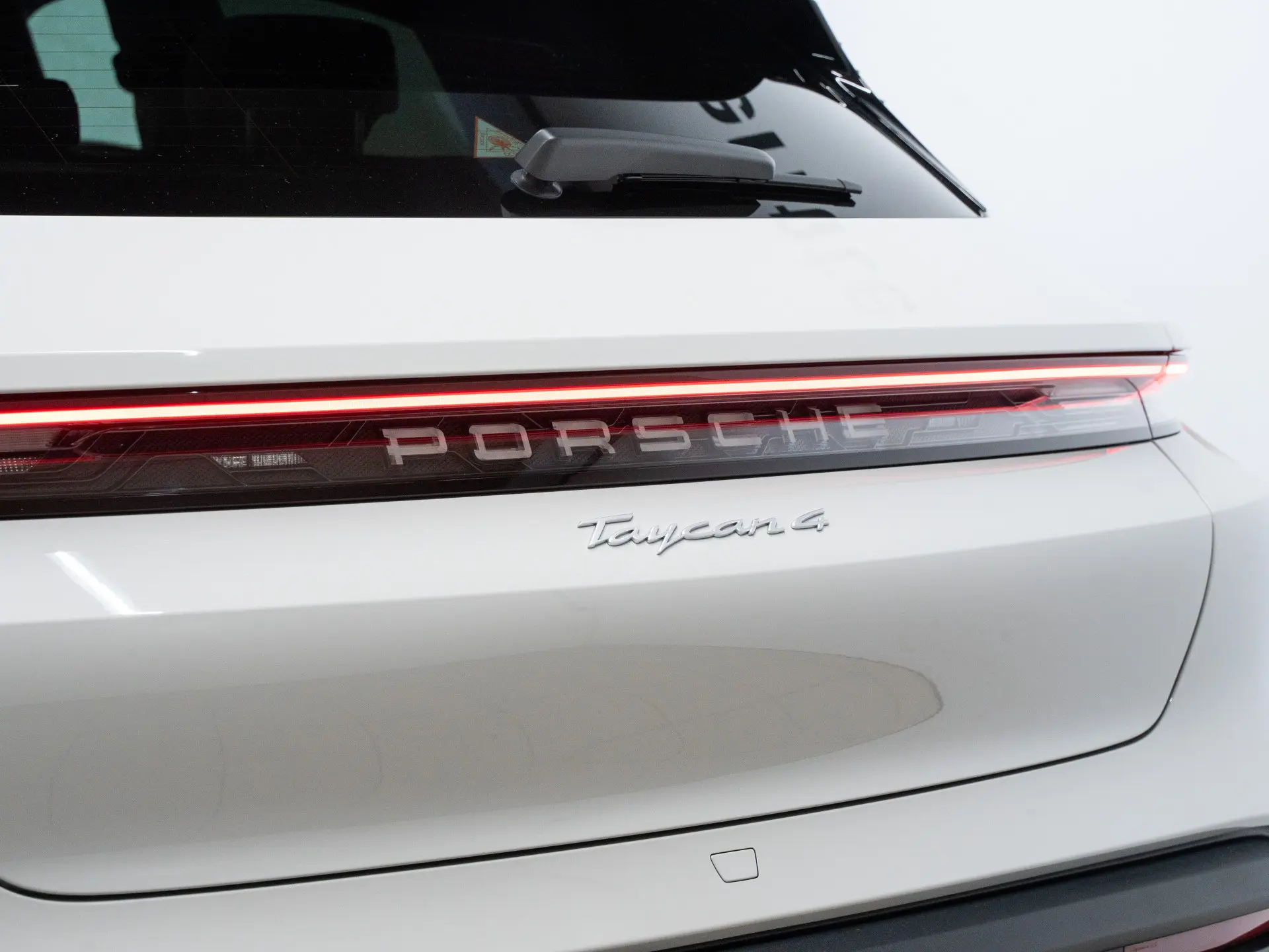 Taycan 4 Cross Turismo