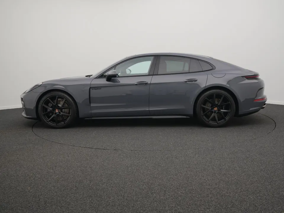 Porsche Panamera 4 E-Hybrid