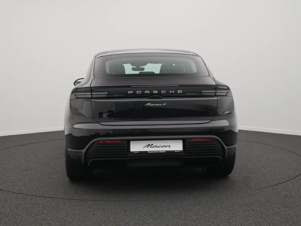 Macan 4
