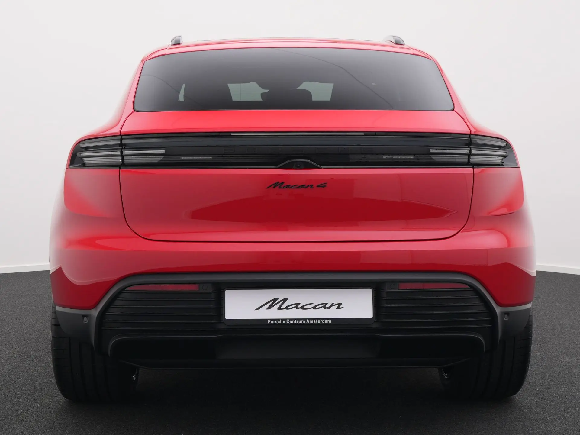 Macan 4