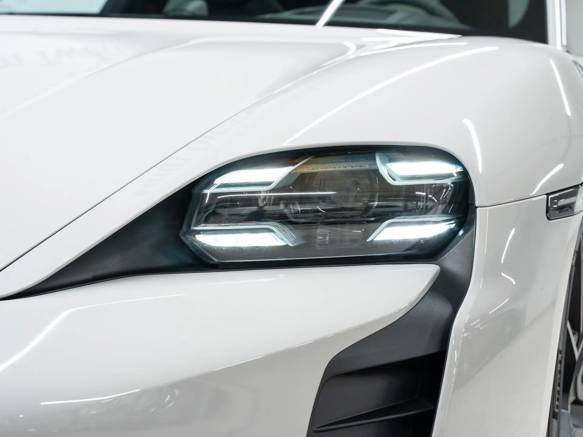 Taycan GTS Sport Turismo