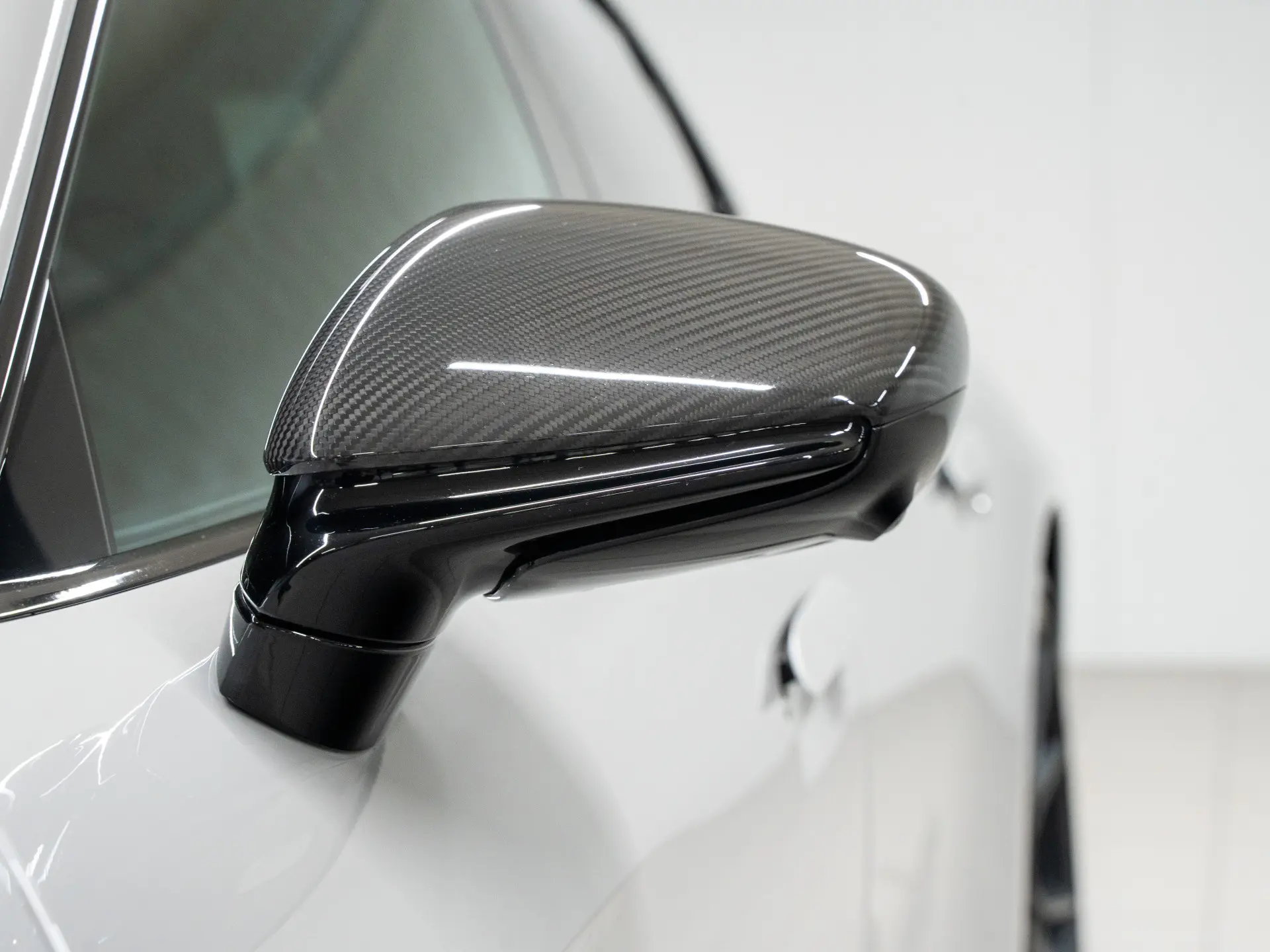 Taycan GTS Sport Turismo