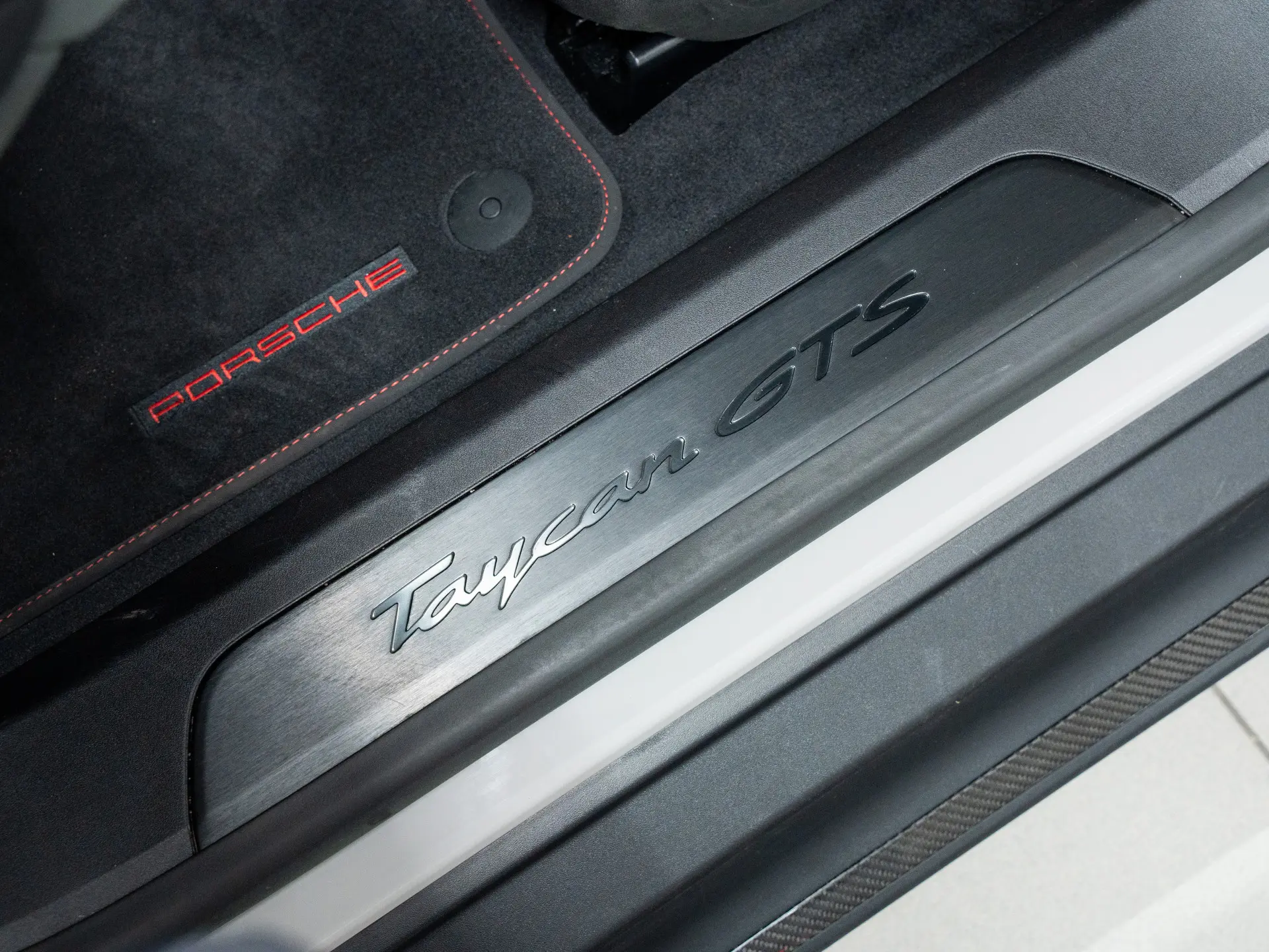 Taycan GTS Sport Turismo