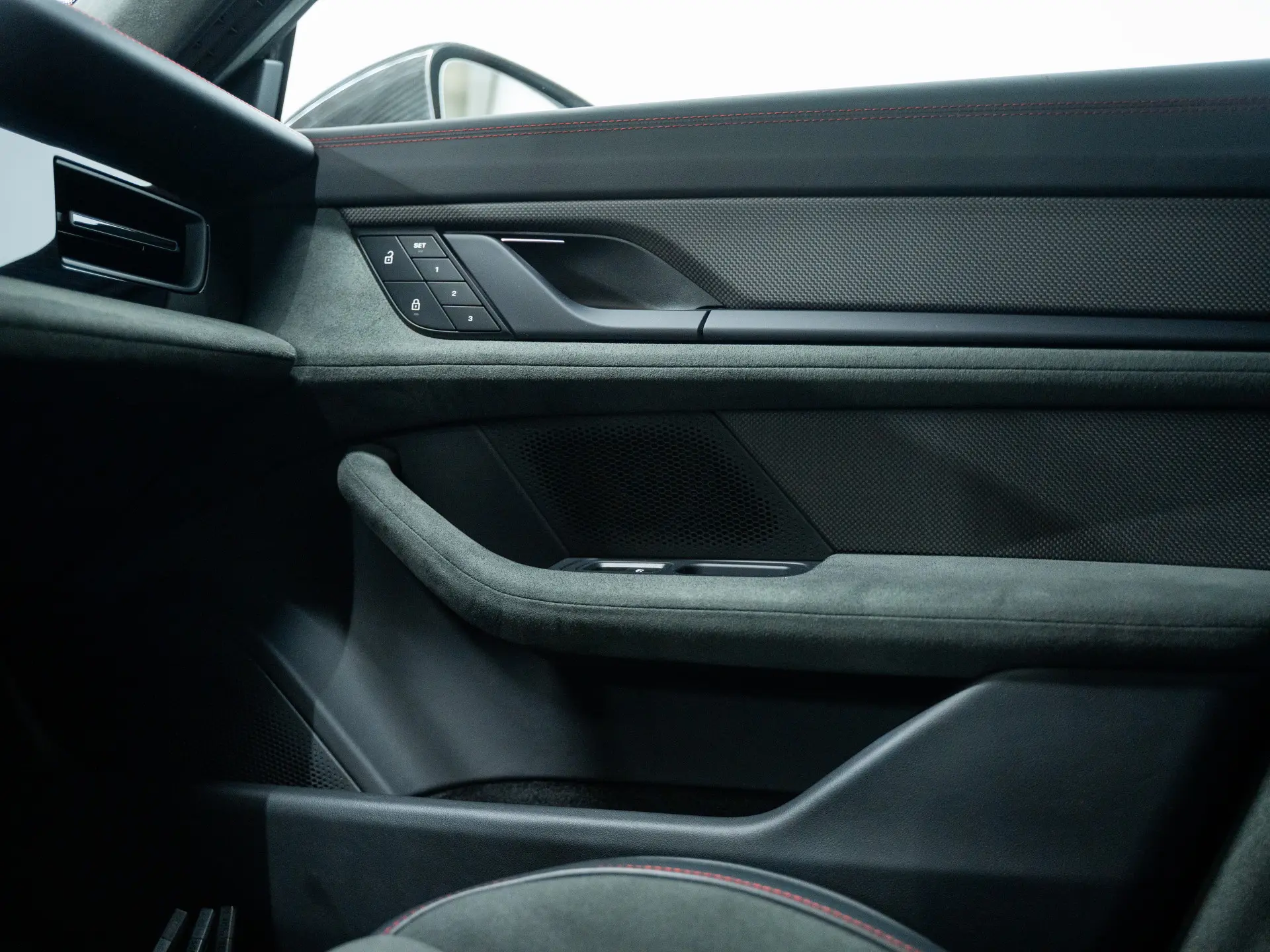 Taycan GTS Sport Turismo