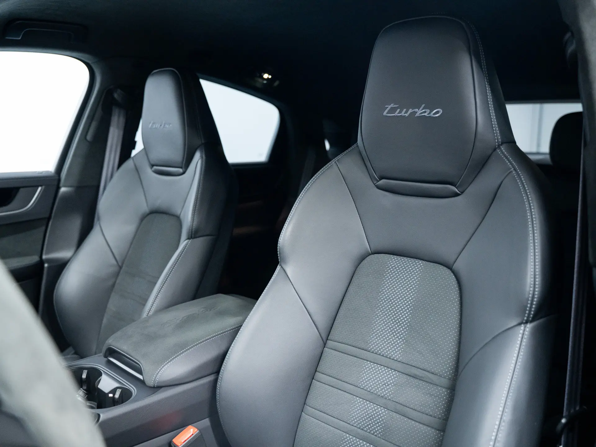 Cayenne Turbo E-Hybrid Coupé met GT-Pakket