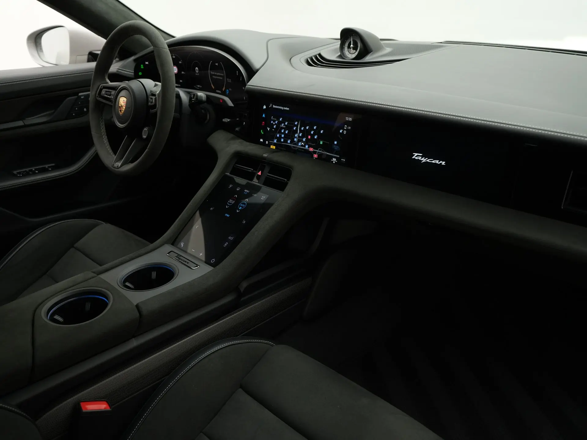 Taycan GTS