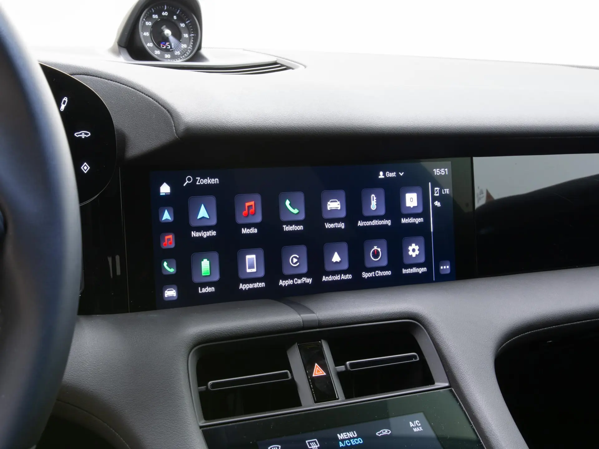 Taycan Sport Turismo 