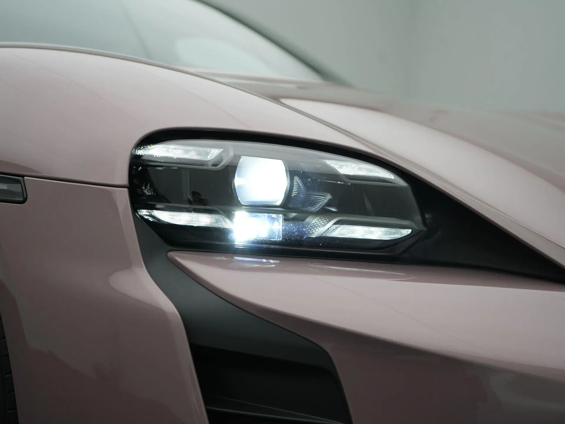 Taycan Sport Turismo 