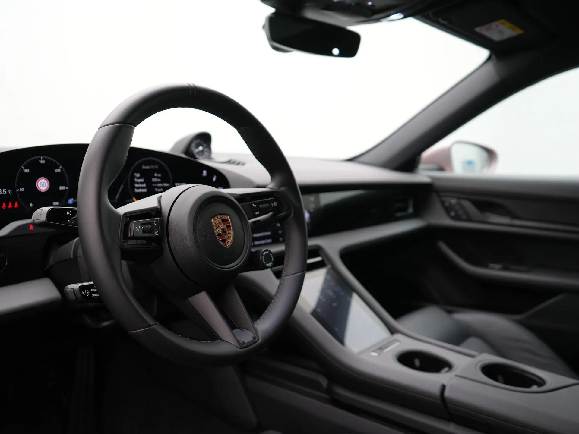 Taycan Sport Turismo 