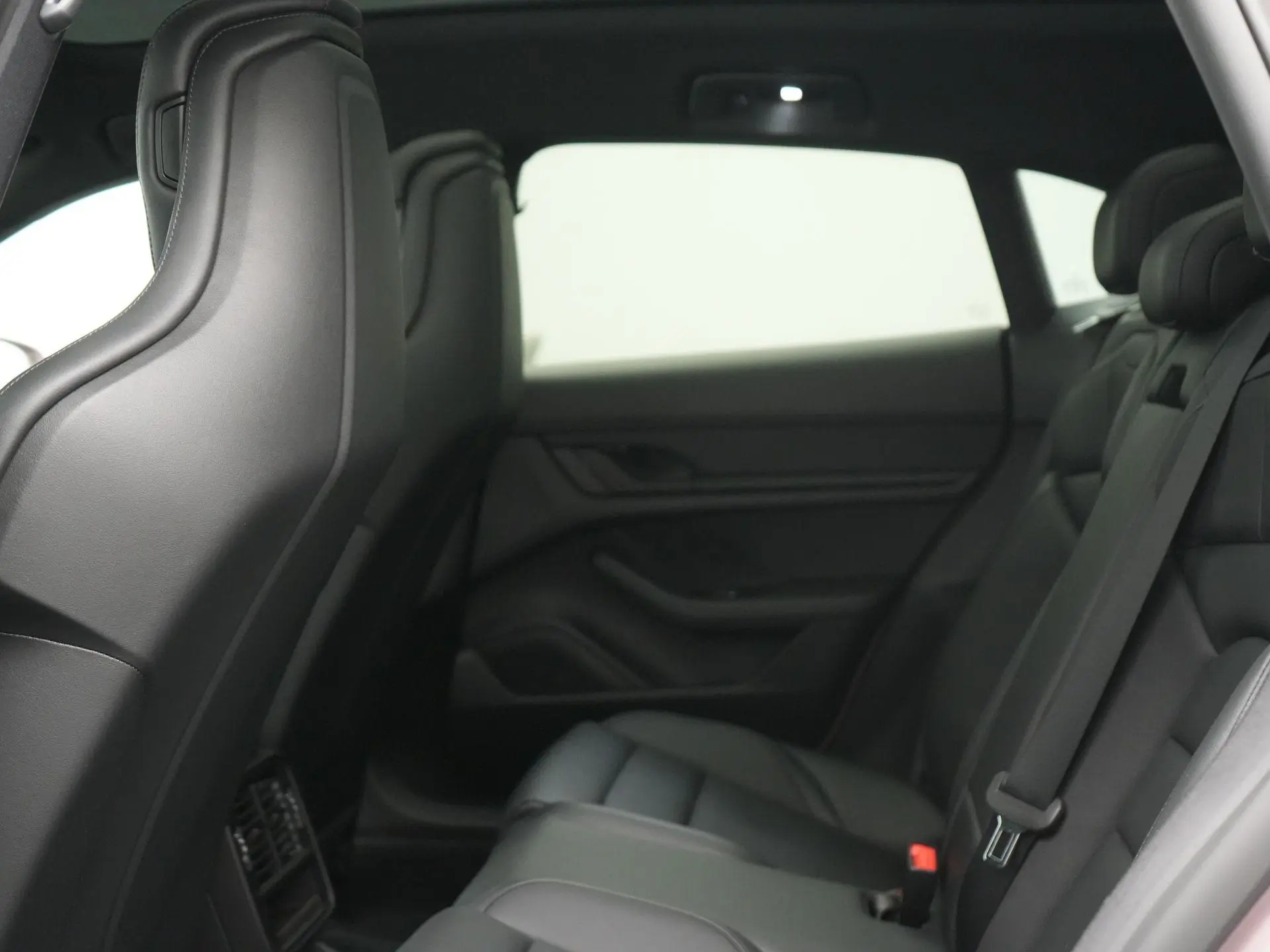 Taycan Sport Turismo 