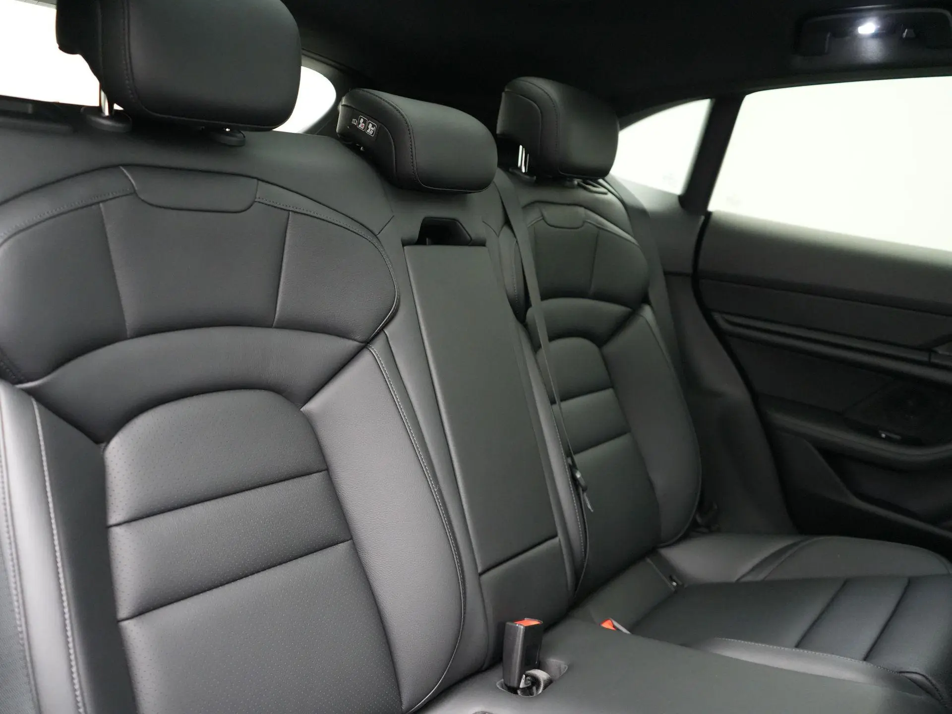 Taycan Sport Turismo 