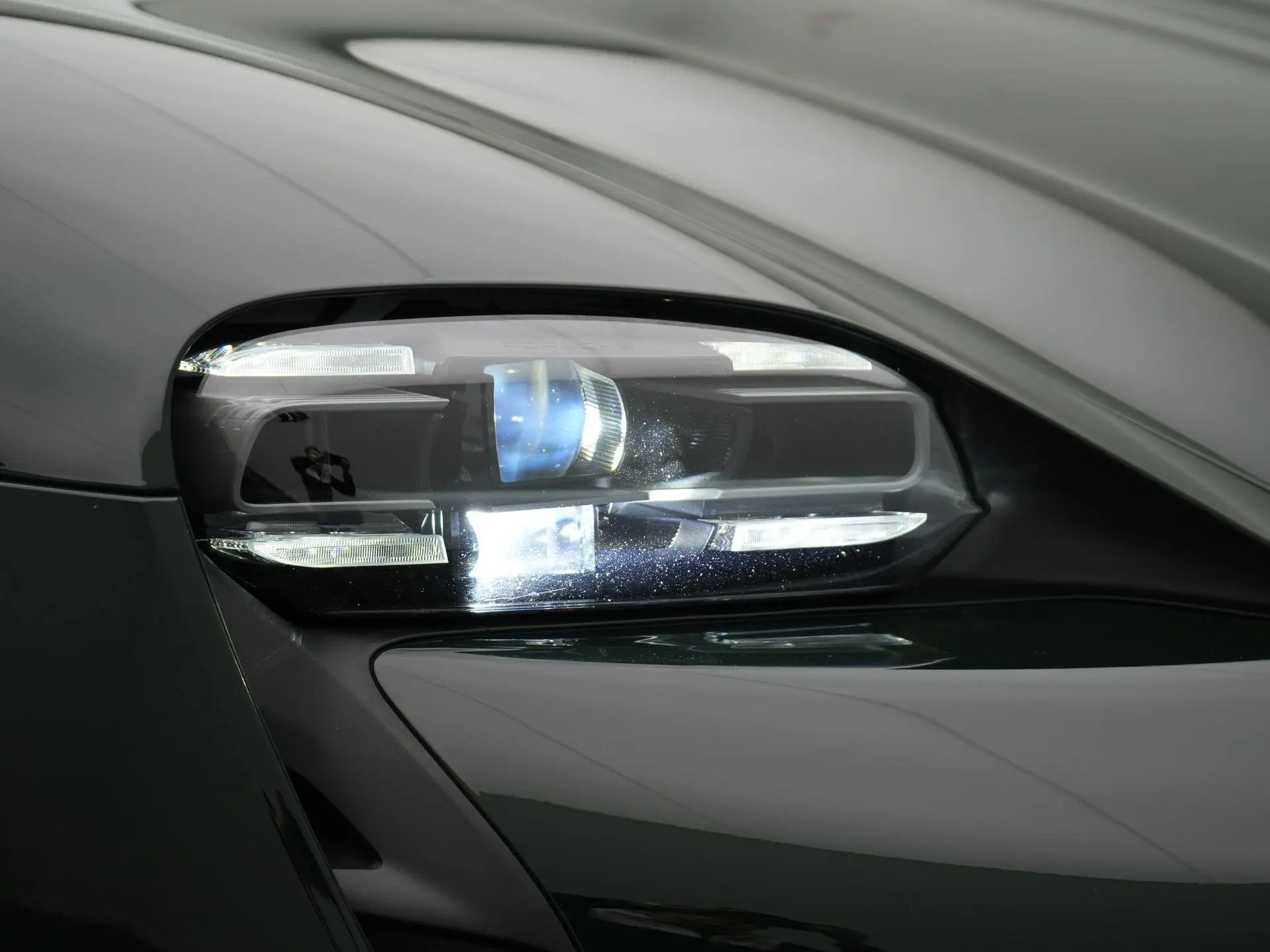 Taycan Sport Turismo 