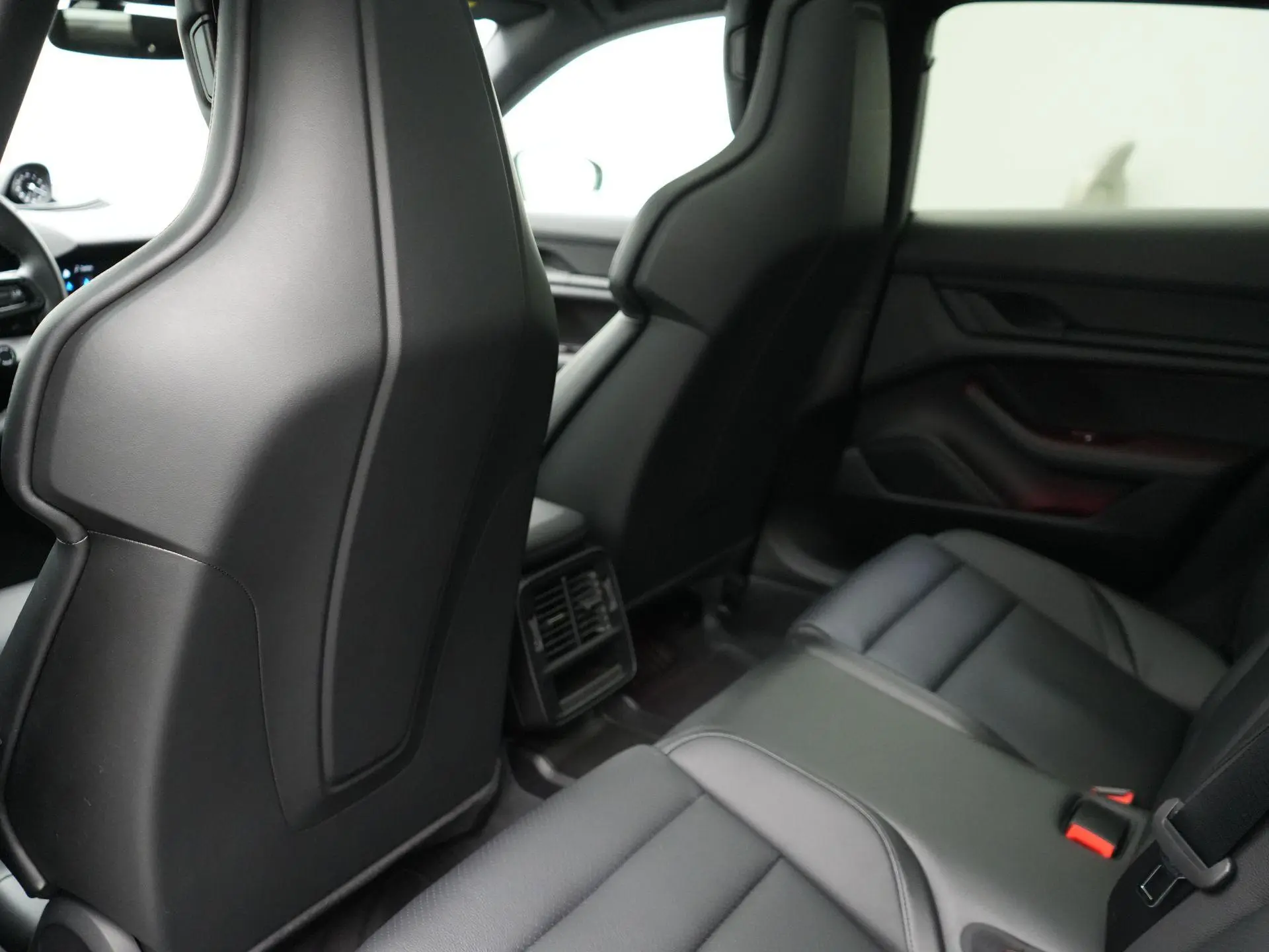 Taycan Sport Turismo 