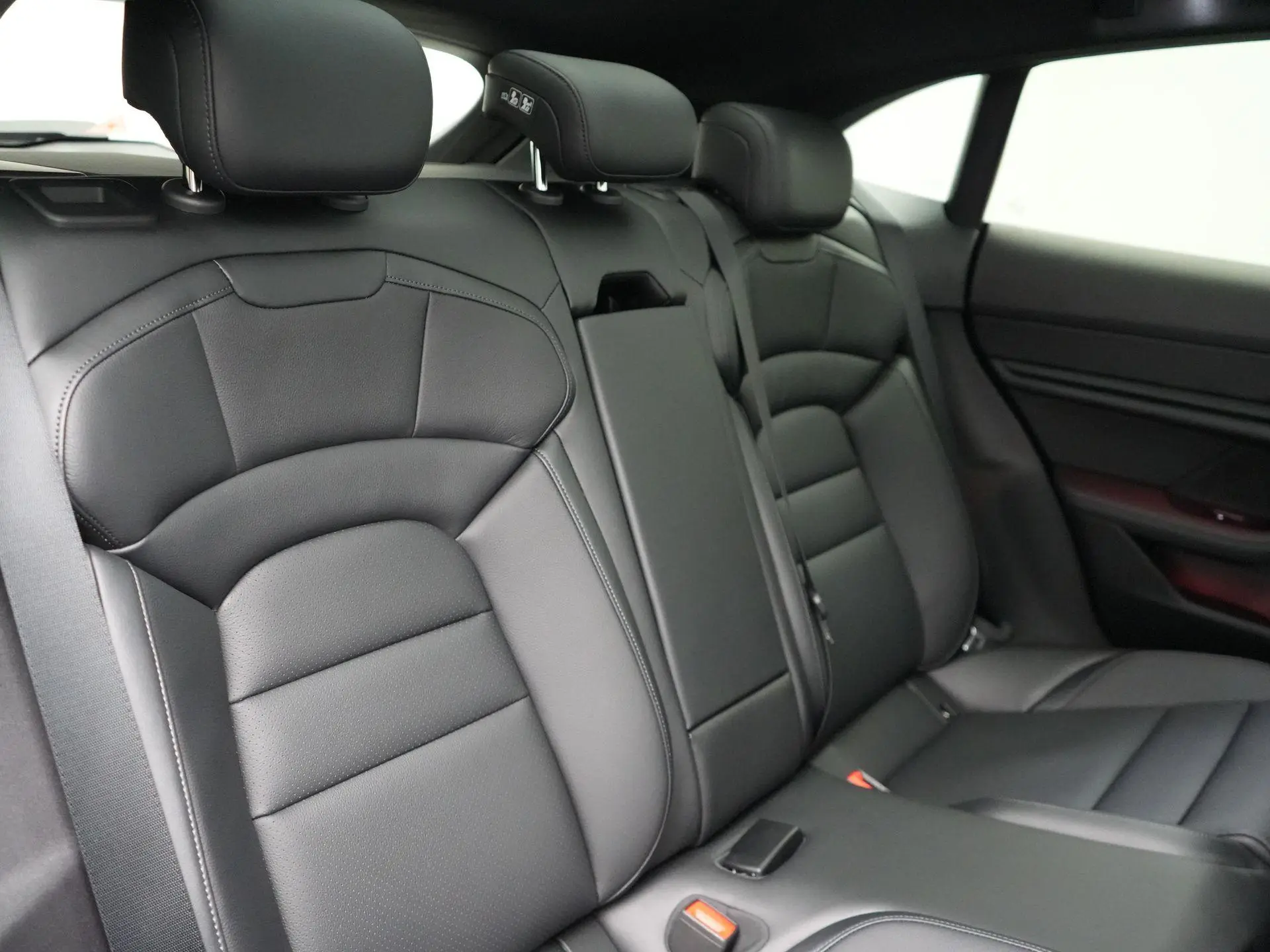 Taycan Sport Turismo 