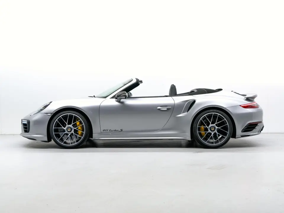 Porsche 911 Turbo S Cabriolet