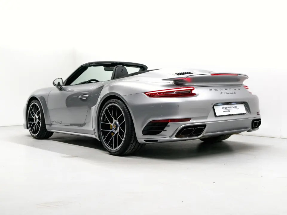 Porsche 911 Turbo S Cabriolet