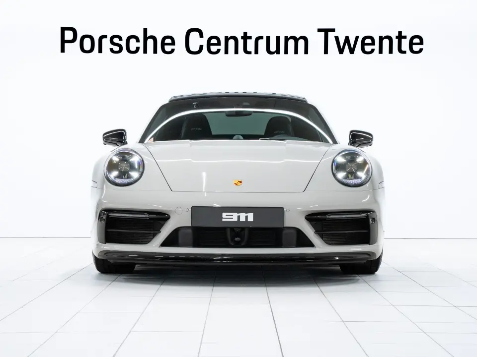 Porsche 911 Carrera GTS
