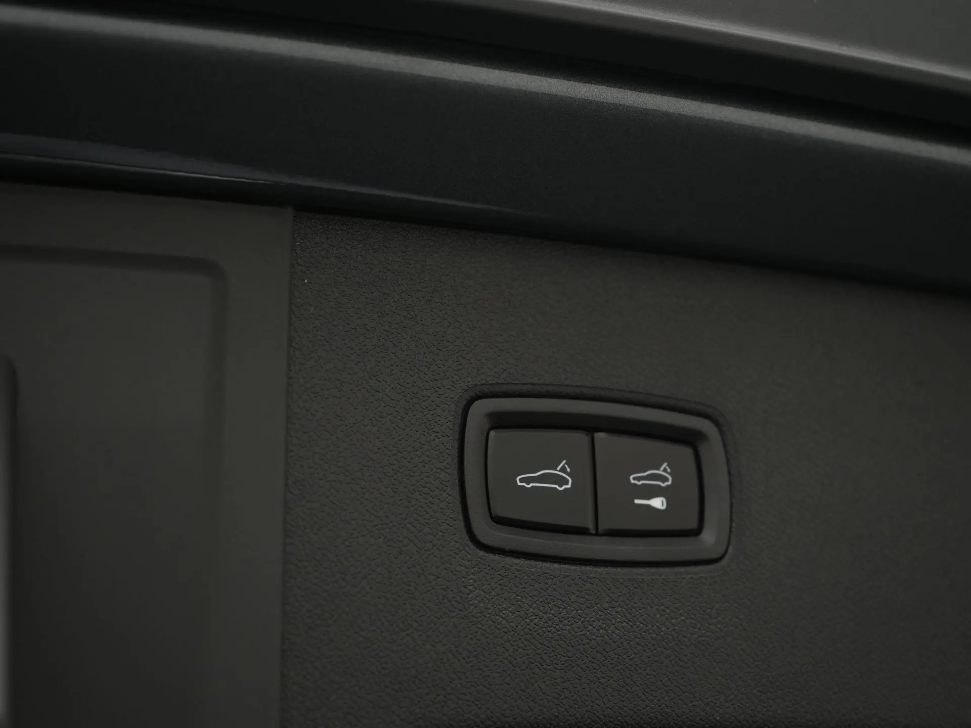 Cayenne S E-Hybrid Black Edition