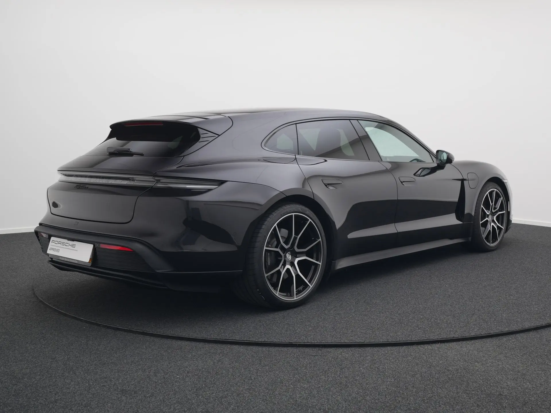 Taycan Sport Tursimo