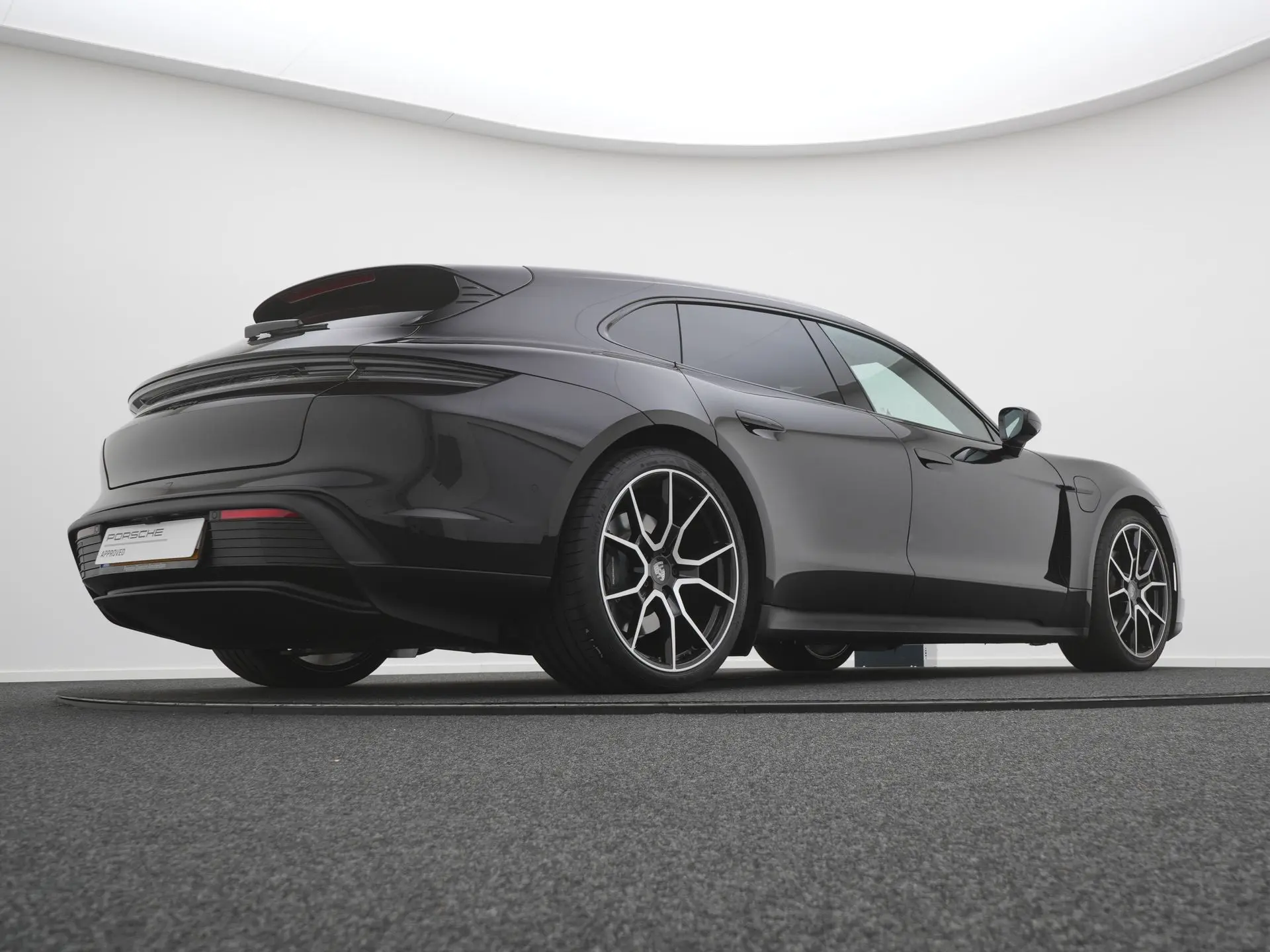 Taycan Sport Tursimo