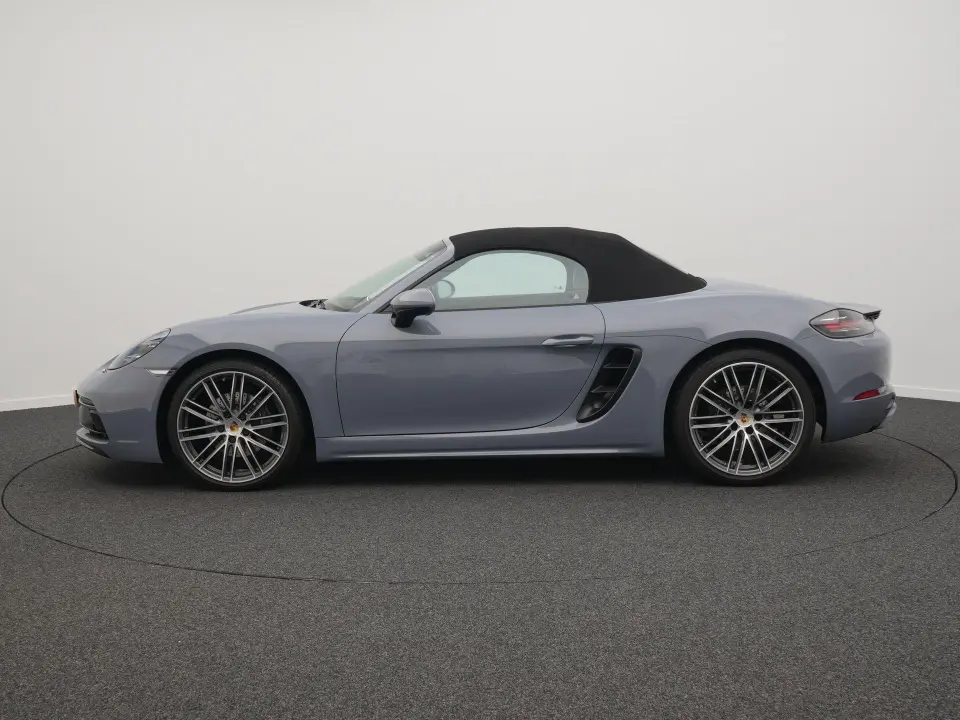 Porsche 718 Boxster 