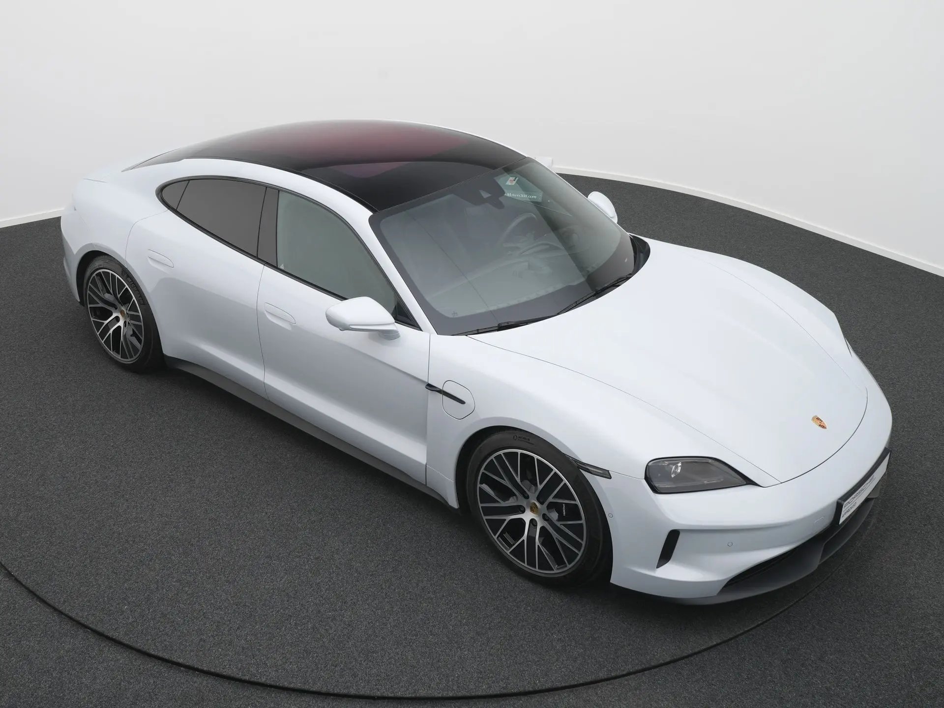 Taycan Performance Accu Plus