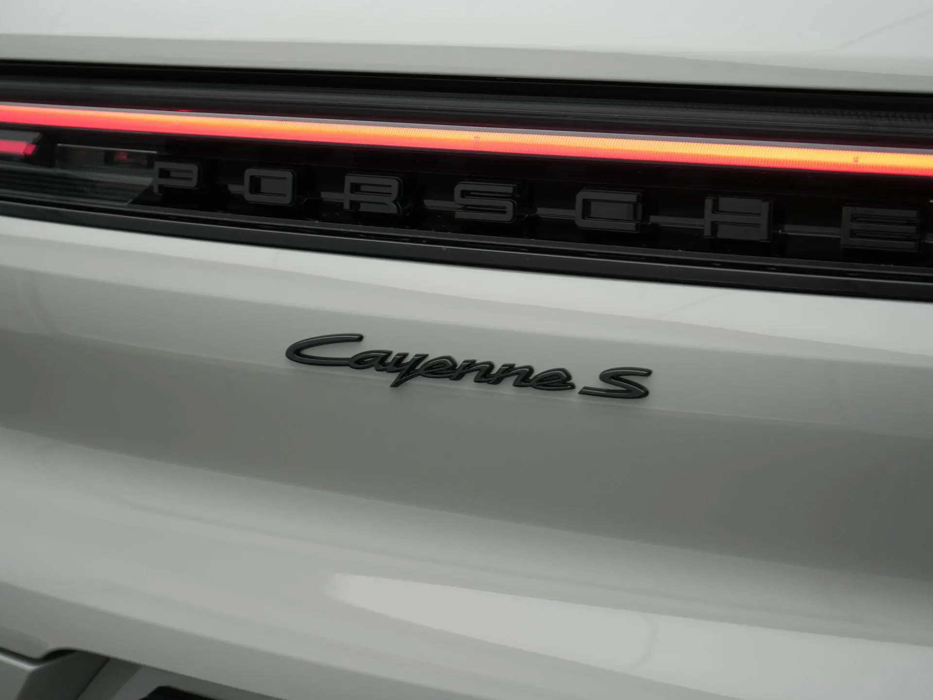 Cayenne S E-Hybrid Black Edition