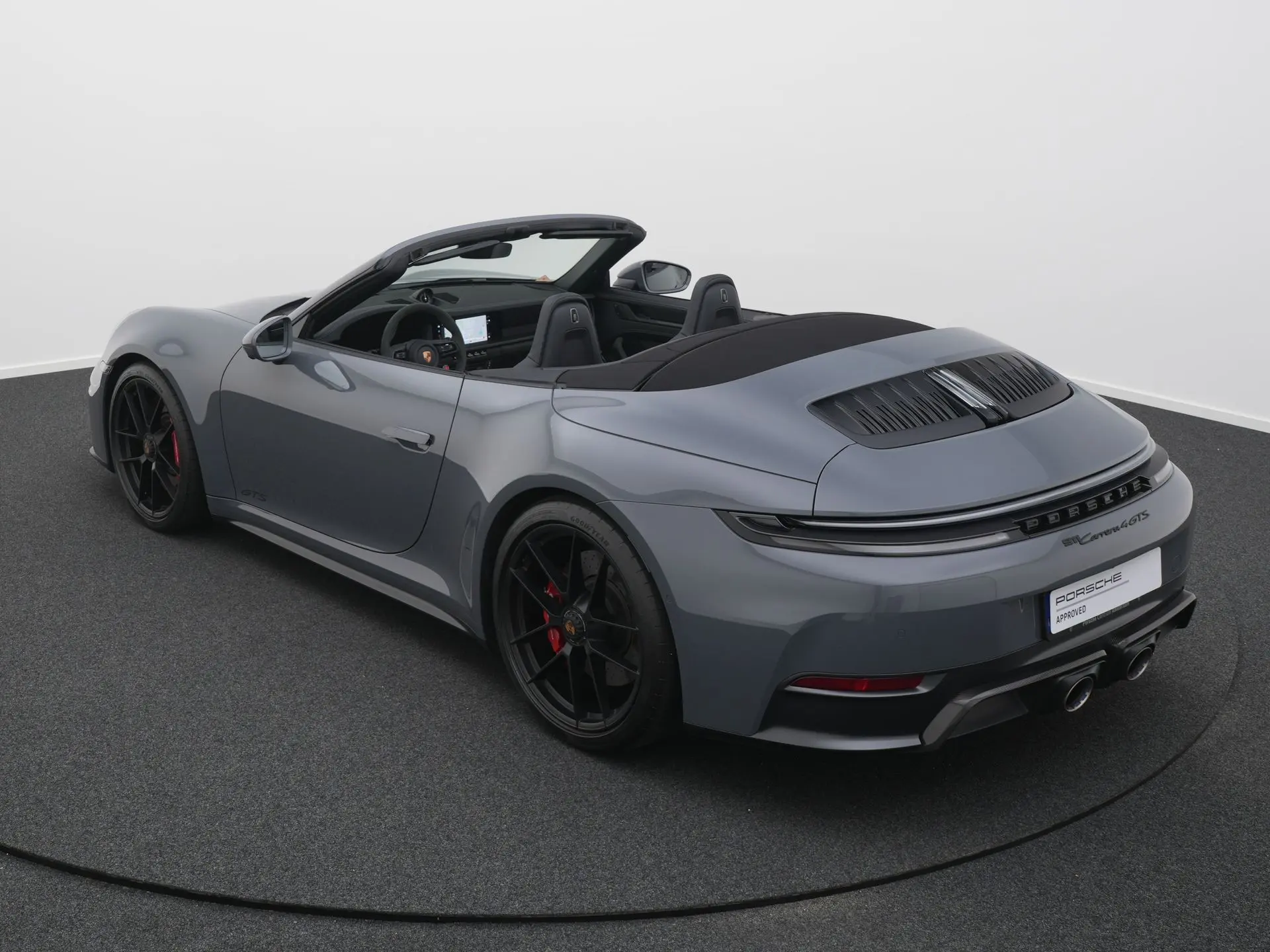 911 Carrera 4 GTS Cabriolet