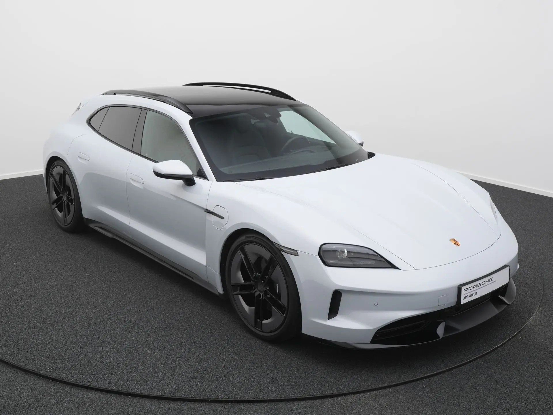 Taycan Sport Tursimo