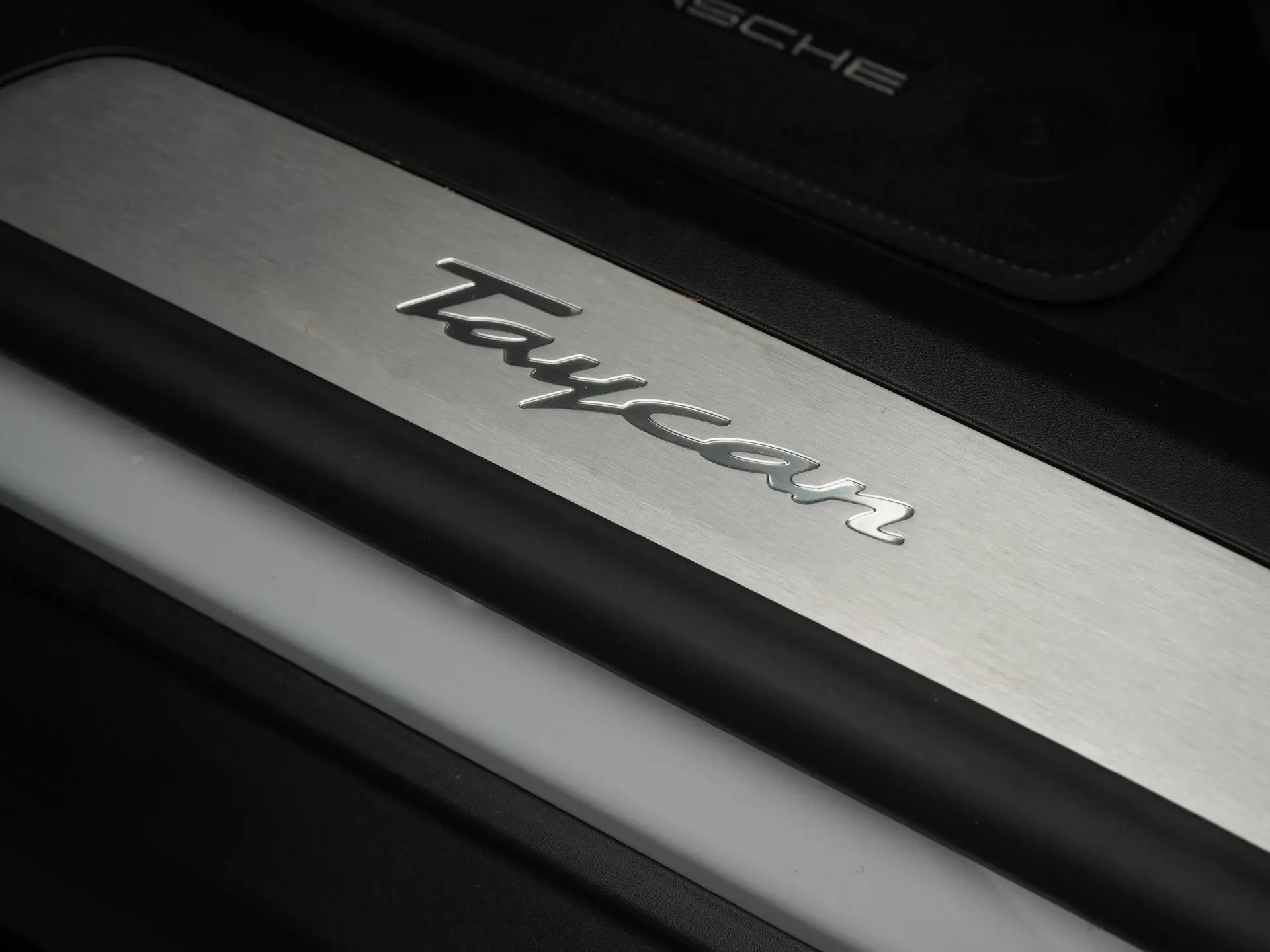 Taycan Sport Tursimo