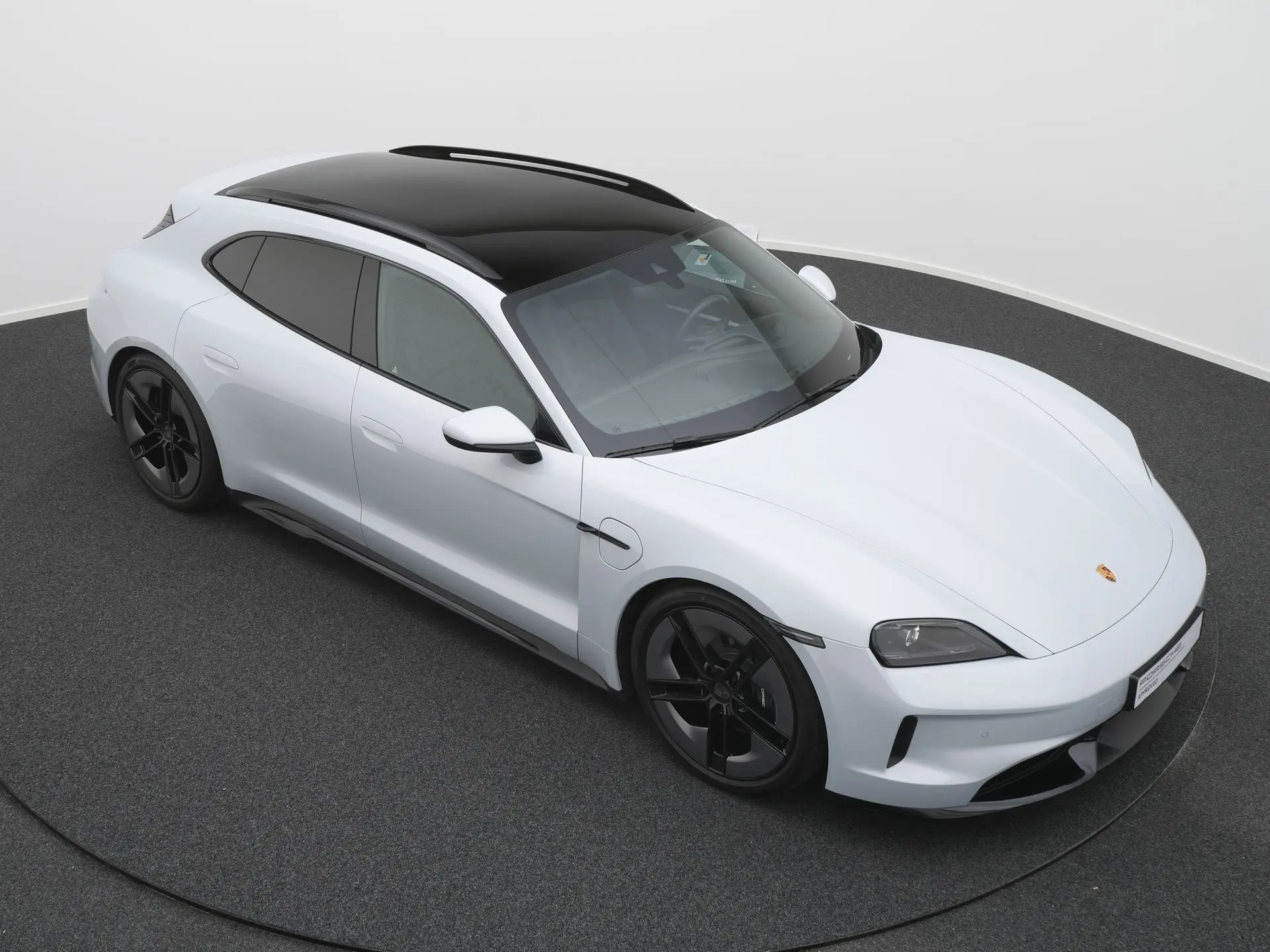 Taycan Sport Tursimo