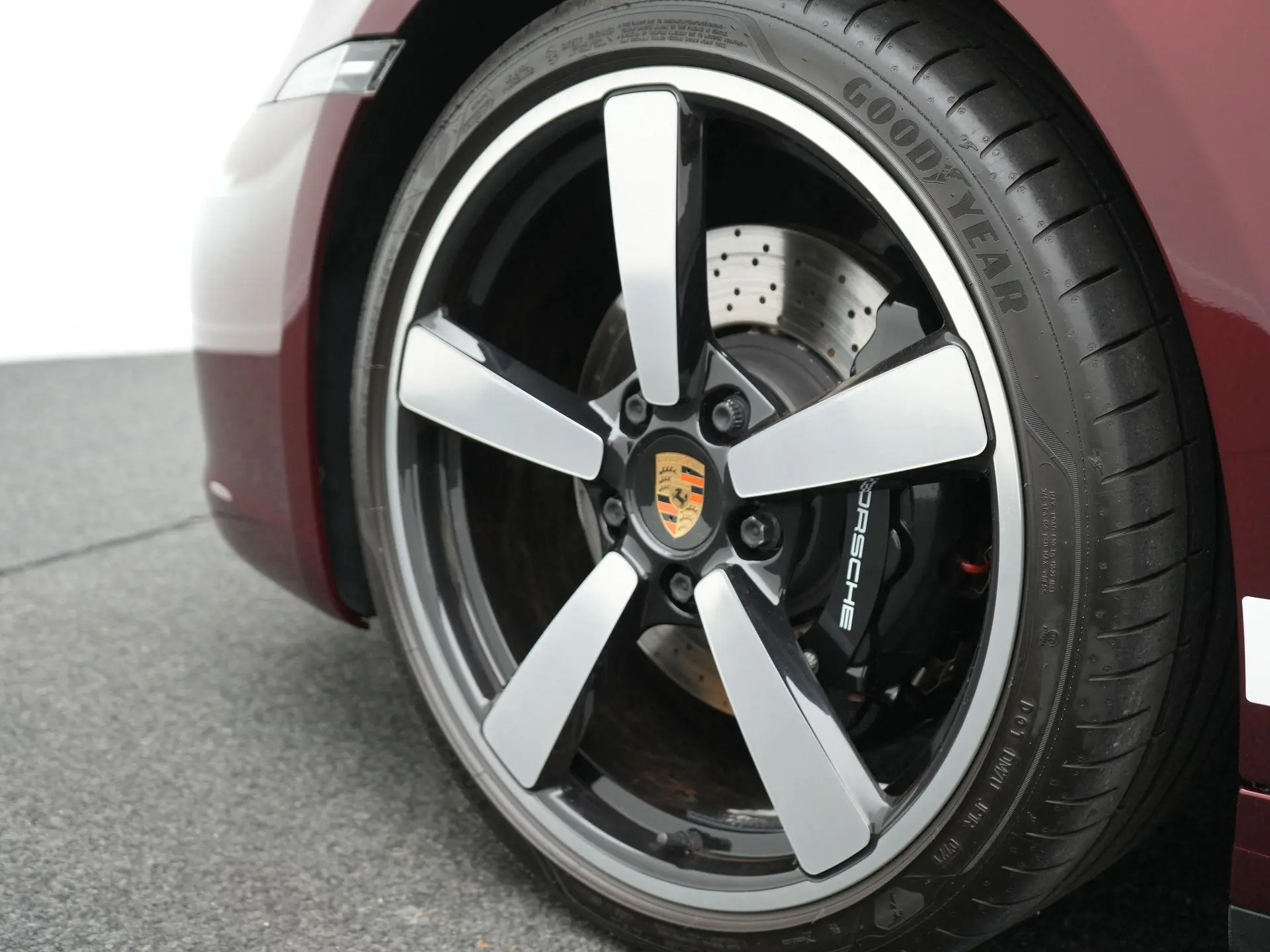 911 Targa 4S Heritage Edition