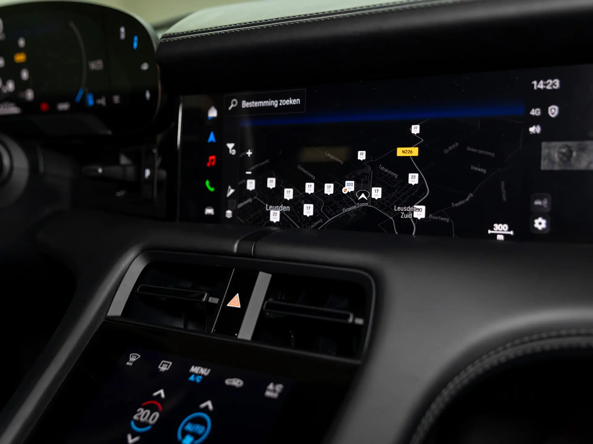 Taycan Sport Turismo Black Edition