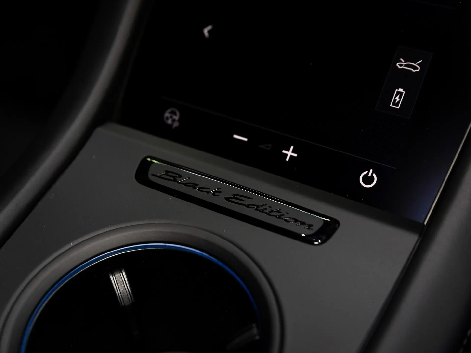 Taycan Sport Turismo Black Edition