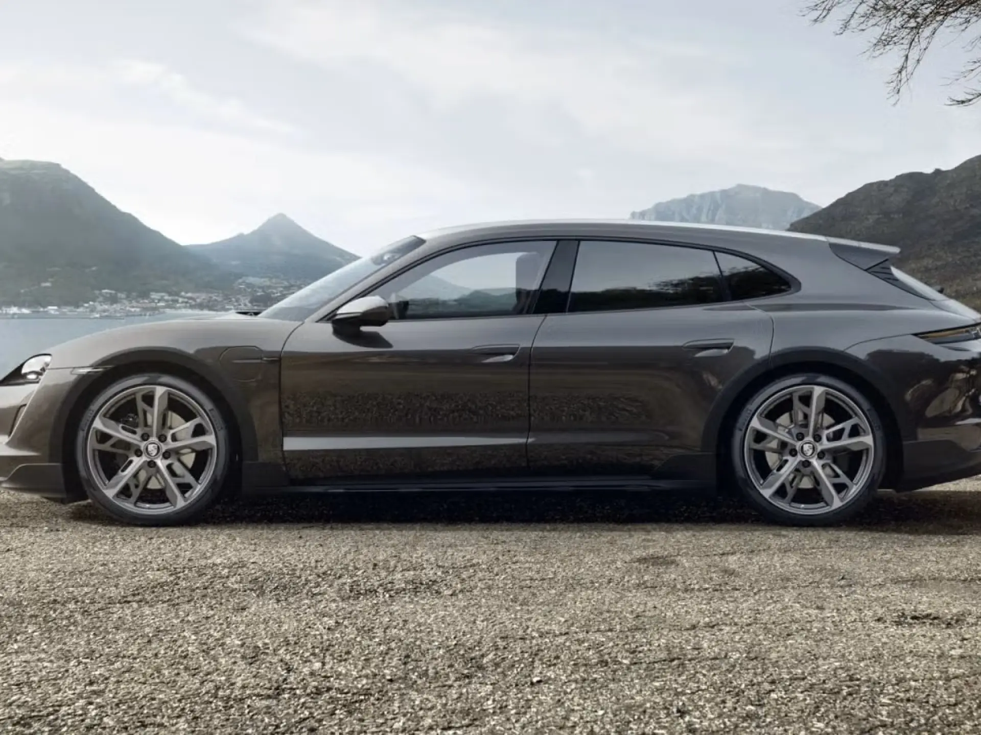 Taycan Cross Turismo 4