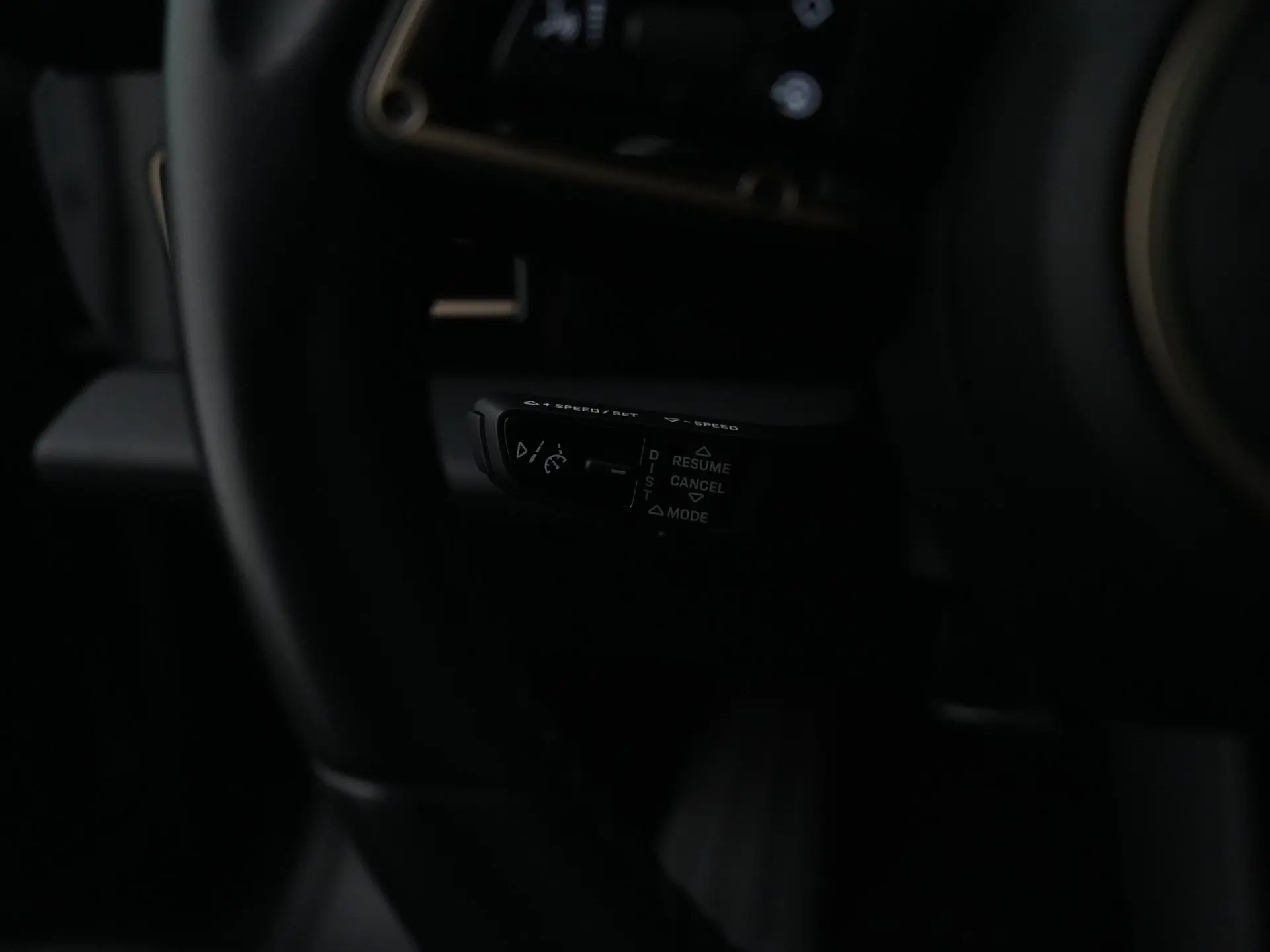 Taycan Cross Turismo 4